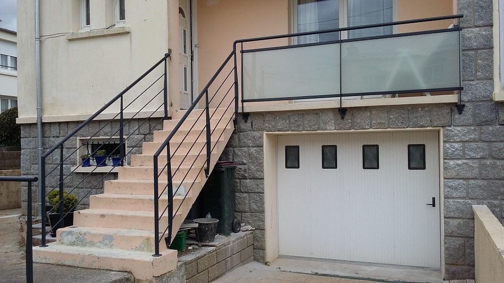 Garde-corps sur escalier et balcon Brest